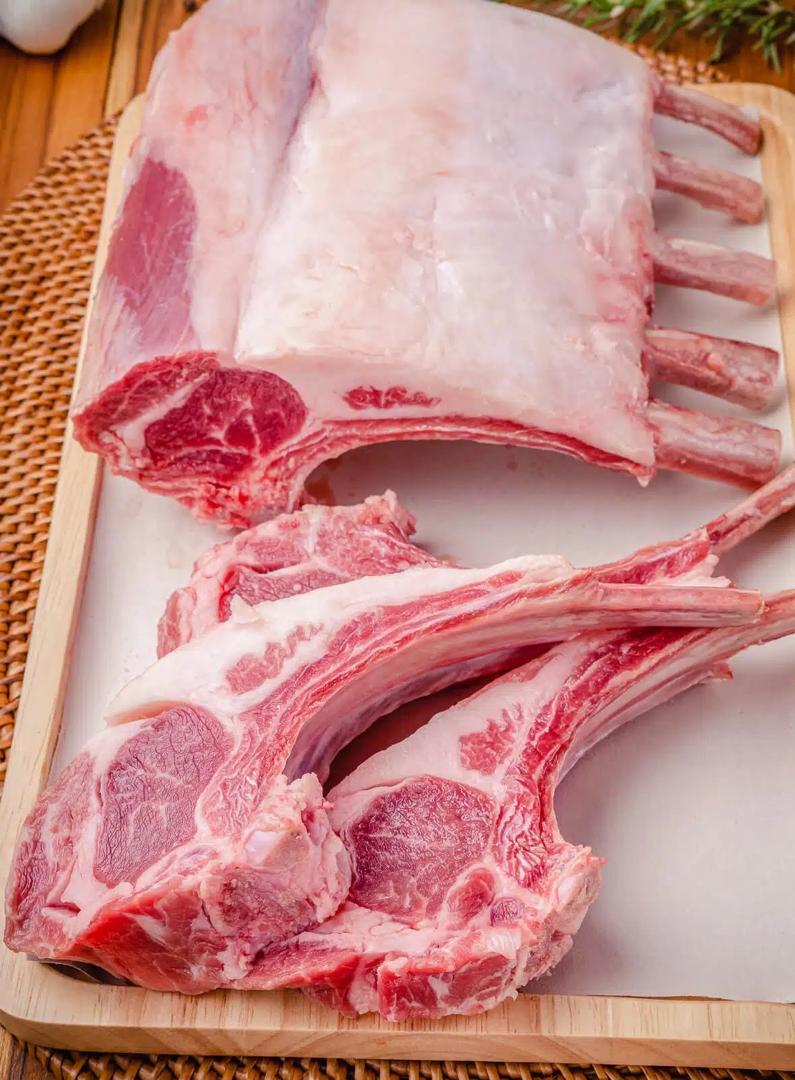 WHOLE LAMB — 60 lbs Hanging Weight